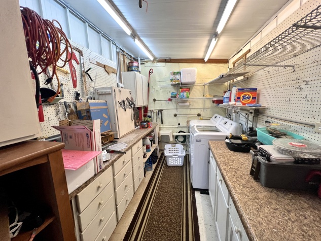 7403 Royal Crest Dr, Ellenton, Florida 34222, 3 Bedrooms Bedrooms, ,2 BathroomsBathrooms,55-Plus Mobile Home,For Sale,Royal Crest Dr,4311