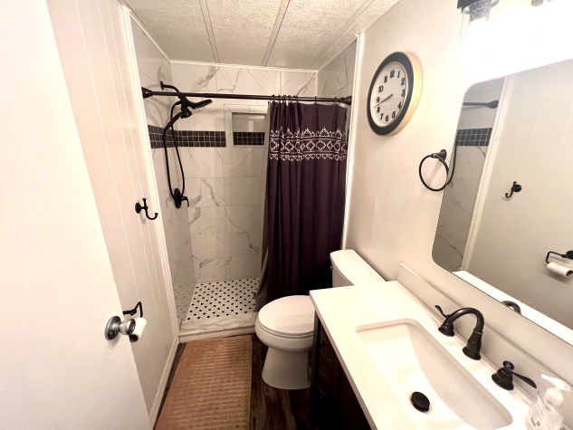 7328 Kings Drive, Ellenton, Florida 34222, 2 Bedrooms Bedrooms, ,2 BathroomsBathrooms,55-Plus Mobile Home,For Sale,Kings Drive,4312