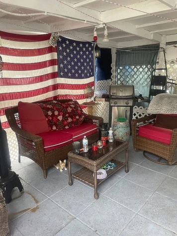 875 NE 48th St, Lot 8, Pompano Beach, Florida 33442, 2 Bedrooms Bedrooms, ,1.5 BathroomsBathrooms,All - Age Mobile Home,For Sale,NE 48th St, Lot 8,4321