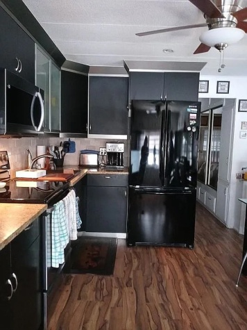 875 NE 48th St, Lot 8, Pompano Beach, Florida 33442, 2 Bedrooms Bedrooms, ,1.5 BathroomsBathrooms,All - Age Mobile Home,For Sale,NE 48th St, Lot 8,4321