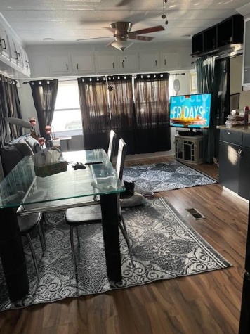 875 NE 48th St, Lot 8, Pompano Beach, Florida 33442, 2 Bedrooms Bedrooms, ,1.5 BathroomsBathrooms,All - Age Mobile Home,For Sale,NE 48th St, Lot 8,4321