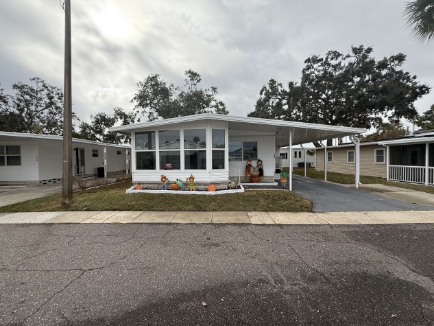 499 Red Wing Circle, Largo, Florida 33770, 2 Bedrooms Bedrooms, ,2 BathroomsBathrooms,All - Age Mobile Home,For Sale,Red Wing Circle,4325