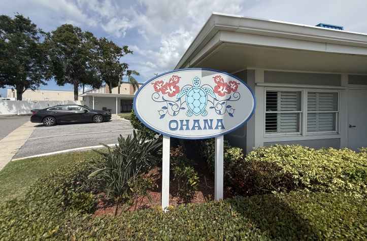 499 Red Wing Circle, Largo, Florida 33770, 2 Bedrooms Bedrooms, ,2 BathroomsBathrooms,All - Age Mobile Home,For Sale,Red Wing Circle,4325