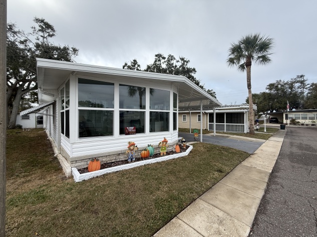 499 Red Wing Circle, Largo, Florida 33770, 2 Bedrooms Bedrooms, ,2 BathroomsBathrooms,All - Age Mobile Home,For Sale,Red Wing Circle,4325
