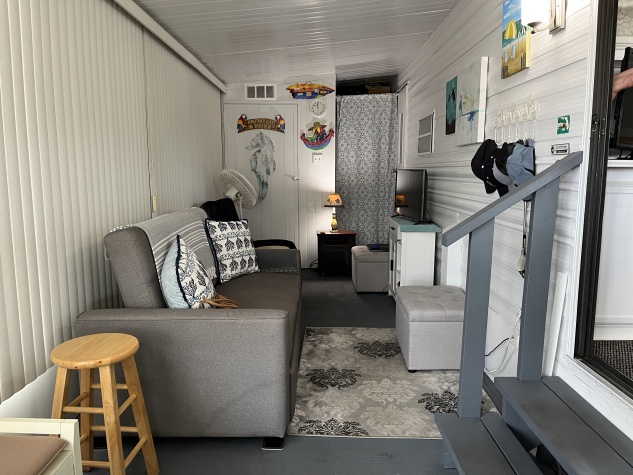 8225 Arevee Dr, Lot 843, New Port Richey, Florida 34653, 1 Bedroom Bedrooms, ,1 BathroomBathrooms,55-Plus Mobile Home,For Sale,Arevee Dr, Lot 843,4327