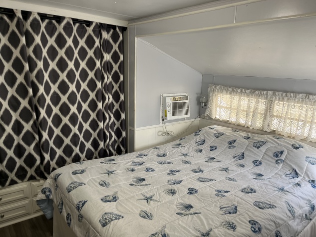 8225 Arevee Dr, Lot 843, New Port Richey, Florida 34653, 1 Bedroom Bedrooms, ,1 BathroomBathrooms,55-Plus Mobile Home,For Sale,Arevee Dr, Lot 843,4327