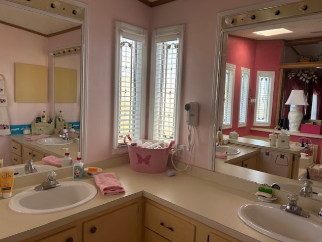 3008 Pindo Palm Pl, Ellenton, Florida 34222, 2 Bedrooms Bedrooms, ,2 BathroomsBathrooms,55-Plus Mobile Home,For Sale,Pindo Palm Pl,4329