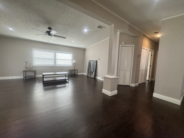 3803 Buena Vista Dr S, Ellenton, Florida 34222, 2 Bedrooms Bedrooms, ,2 BathroomsBathrooms,55-Plus Mobile Home,For Sale,Buena Vista Dr S,4331