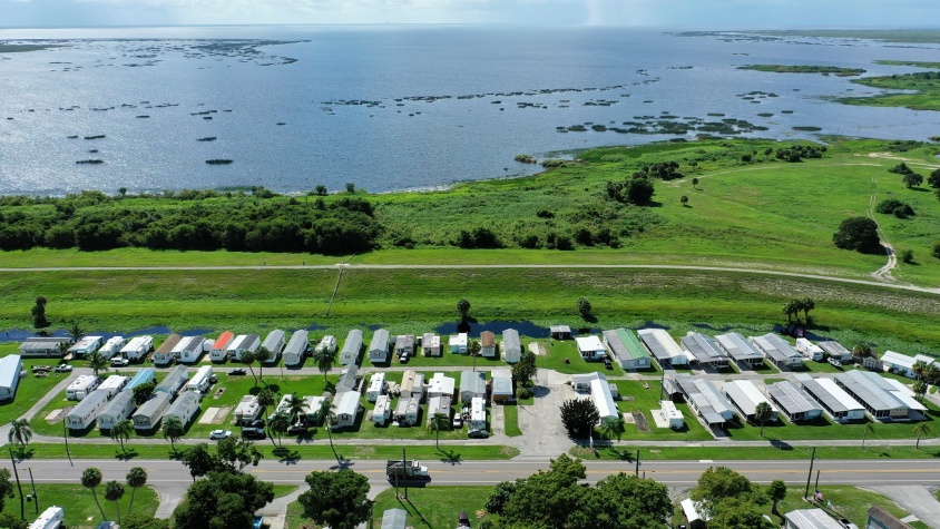 9728 SW 36th Ct, Lot 6, Okeechobee, Florida 34974, 2 Bedrooms Bedrooms, ,1 BathroomBathrooms,55-Plus Mobile Home,For Sale,SW 36th Ct, Lot 6,4333