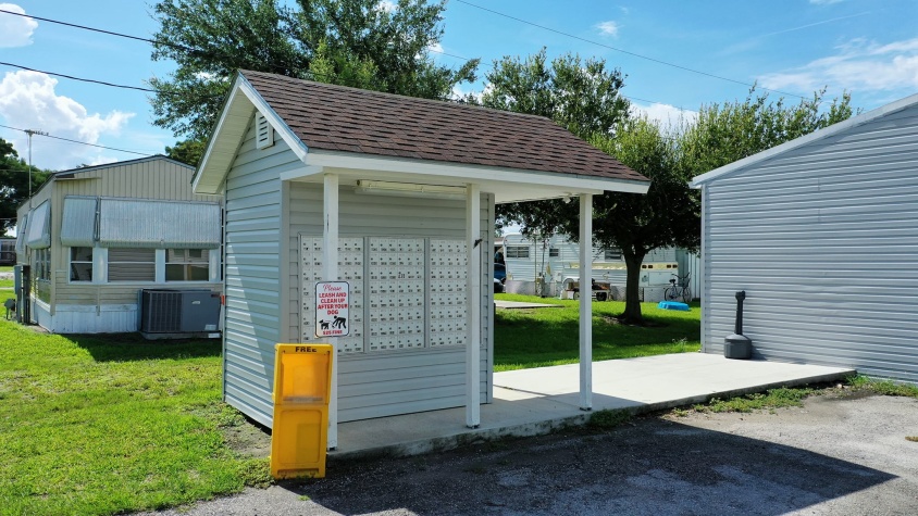 9728 SW 36th Ct, Lot 6, Okeechobee, Florida 34974, 2 Bedrooms Bedrooms, ,1 BathroomBathrooms,55-Plus Mobile Home,For Sale,SW 36th Ct, Lot 6,4333