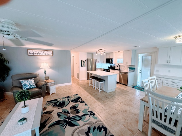 499 Red Wing Circle, Largo, Florida 33770, 2 Bedrooms Bedrooms, ,2 BathroomsBathrooms,All - Age Mobile Home,For Sale,Red Wing Circle,4336