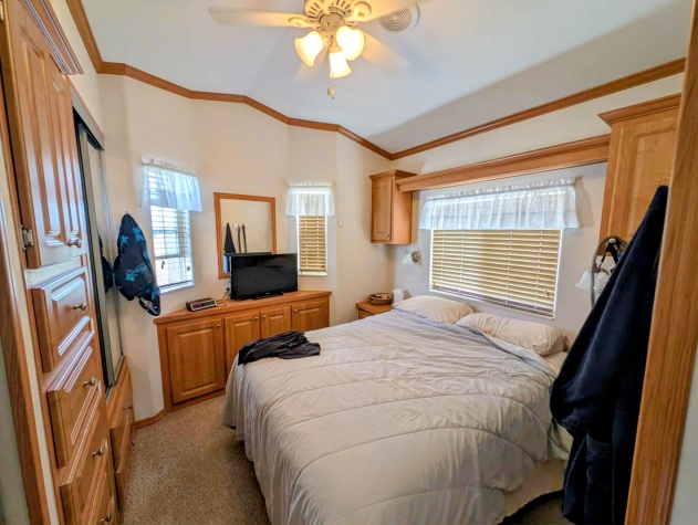 2206 Chaney Dr, Lot 527, Ruskin, Florida 33570, 2 Bedrooms Bedrooms, ,1 BathroomBathrooms,55-Plus Mobile Home,For Sale,Chaney Dr, Lot 527,4337