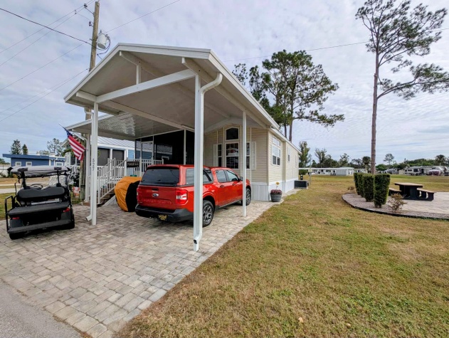 2206 Chaney Dr, Lot 527, Ruskin, Florida 33570, 2 Bedrooms Bedrooms, ,1 BathroomBathrooms,55-Plus Mobile Home,For Sale,Chaney Dr, Lot 527,4337