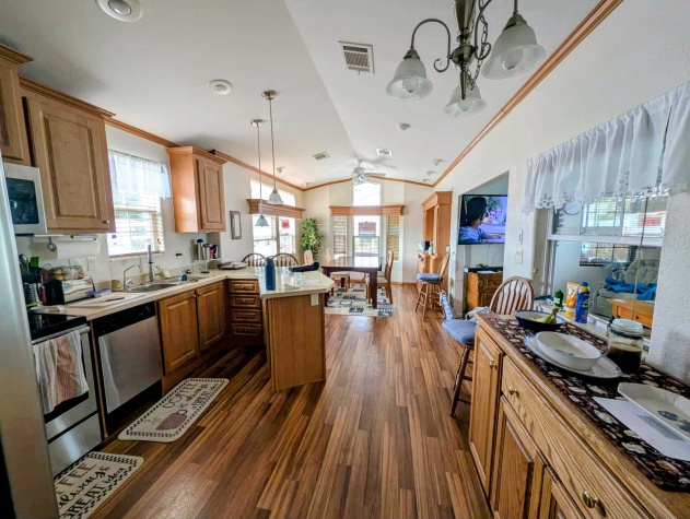 2206 Chaney Dr, Lot 527, Ruskin, Florida 33570, 2 Bedrooms Bedrooms, ,1 BathroomBathrooms,55-Plus Mobile Home,For Sale,Chaney Dr, Lot 527,4337