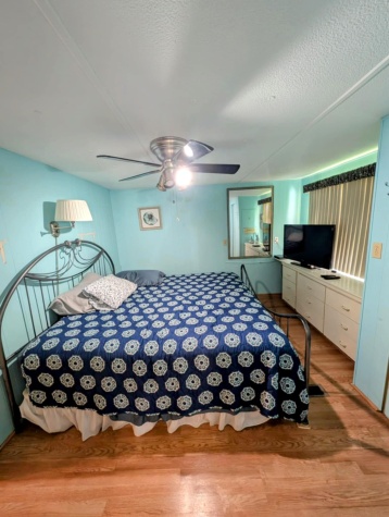 1627 Wheelhouse Circle, Ruskin, Florida 33570, 2 Bedrooms Bedrooms, ,2 BathroomsBathrooms,55-Plus Mobile Home,For Sale,Wheelhouse Circle,4338