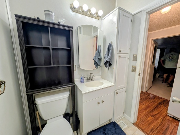 2206 Chaney Dr, Lot 414, Ruskin, Florida 33570, 2 Bedrooms Bedrooms, ,1 BathroomBathrooms,55-Plus Mobile Home,For Sale,Chaney Dr, Lot 414,4339