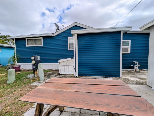 2206 Chaney Dr, Lot 414, Ruskin, Florida 33570, 2 Bedrooms Bedrooms, ,1 BathroomBathrooms,55-Plus Mobile Home,For Sale,Chaney Dr, Lot 414,4339