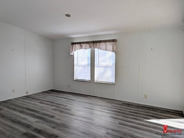 230 57th Ct E, Palmetto, Florida 34221, 2 Bedrooms Bedrooms, ,2 BathroomsBathrooms,55-Plus Mobile Home,For Sale,57th Ct E,4340