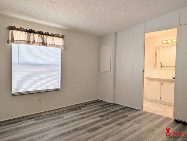 230 57th Ct E, Palmetto, Florida 34221, 2 Bedrooms Bedrooms, ,2 BathroomsBathrooms,55-Plus Mobile Home,For Sale,57th Ct E,4340