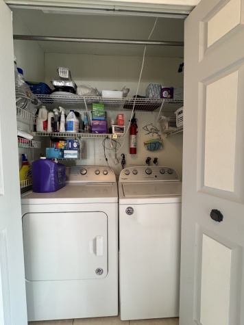 2954 Ryder St, Sarasota, Florida 34234, 2 Bedrooms Bedrooms, ,2 BathroomsBathrooms,55-Plus Mobile Home,For Sale,Ryder St,4341