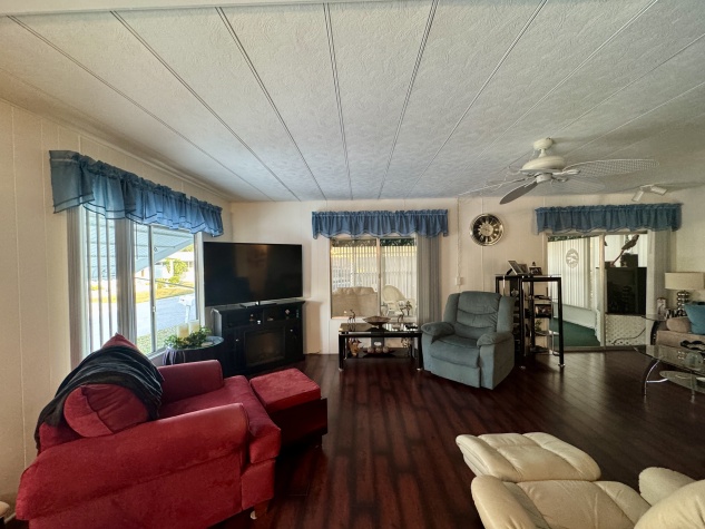 2954 Ryder St, Sarasota, Florida 34234, 2 Bedrooms Bedrooms, ,2 BathroomsBathrooms,55-Plus Mobile Home,For Sale,Ryder St,4341