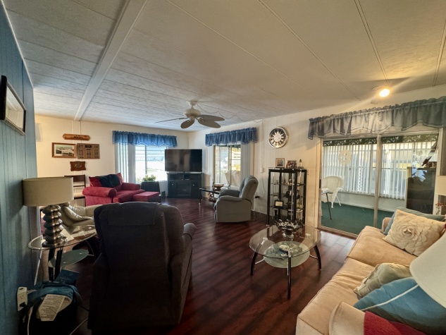 2954 Ryder St, Sarasota, Florida 34234, 2 Bedrooms Bedrooms, ,2 BathroomsBathrooms,55-Plus Mobile Home,For Sale,Ryder St,4341