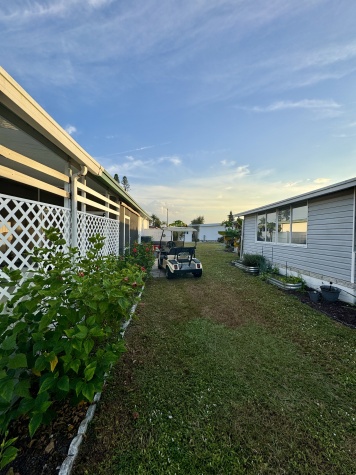 2954 Ryder St, Sarasota, Florida 34234, 2 Bedrooms Bedrooms, ,2 BathroomsBathrooms,55-Plus Mobile Home,For Sale,Ryder St,4341