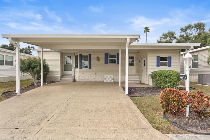 8711 26th Avenue E, Palmetto, Florida 34221, 2 Bedrooms Bedrooms, ,2 BathroomsBathrooms,55-Plus Mobile Home,For Sale,26th Avenue E,4344