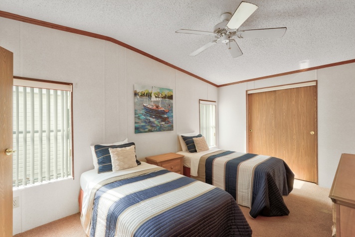 8711 26th Avenue E, Palmetto, Florida 34221, 2 Bedrooms Bedrooms, ,2 BathroomsBathrooms,55-Plus Mobile Home,For Sale,26th Avenue E,4344