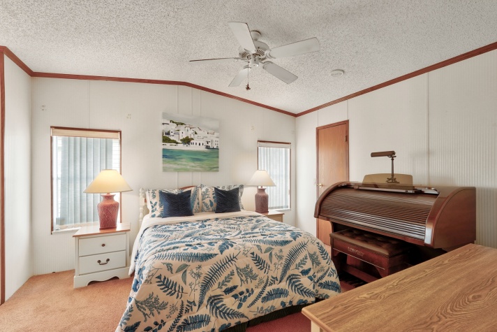 8711 26th Avenue E, Palmetto, Florida 34221, 2 Bedrooms Bedrooms, ,2 BathroomsBathrooms,55-Plus Mobile Home,For Sale,26th Avenue E,4344