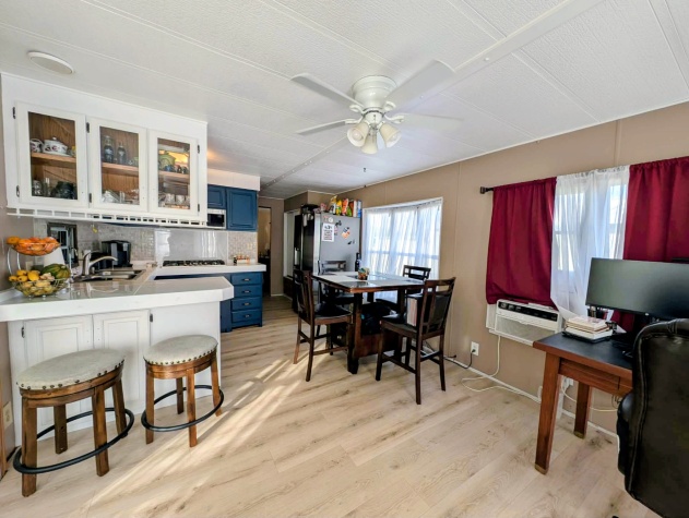 4081 Honolulu Dr, Ruskin, Florida 33570, 1 Bedroom Bedrooms, ,1 BathroomBathrooms,55-Plus Mobile Home,For Sale,Honolulu Dr,4348