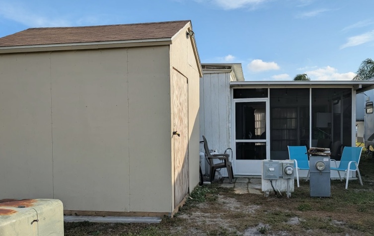 4081 Honolulu Dr, Ruskin, Florida 33570, 1 Bedroom Bedrooms, ,1 BathroomBathrooms,55-Plus Mobile Home,For Sale,Honolulu Dr,4348