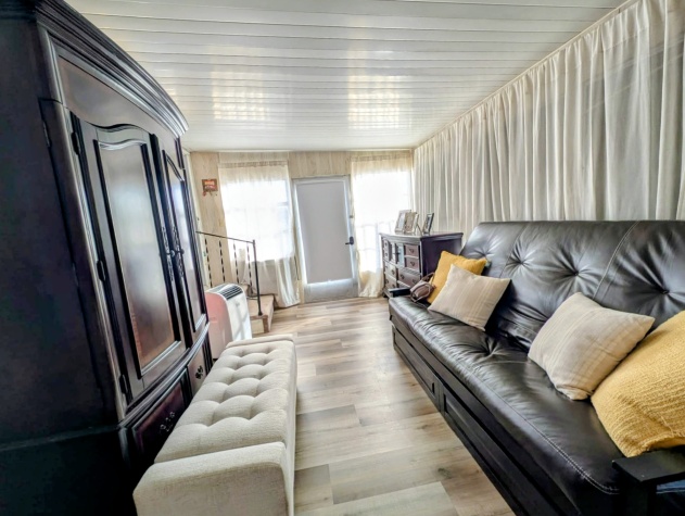 4081 Honolulu Dr, Ruskin, Florida 33570, 1 Bedroom Bedrooms, ,1 BathroomBathrooms,55-Plus Mobile Home,For Sale,Honolulu Dr,4348