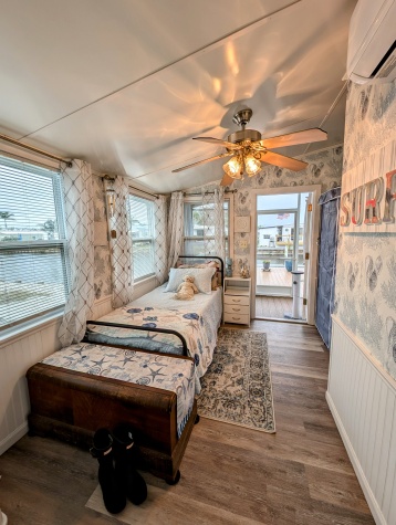 3748 Hula Circle, Ruskin, Florida 33570, 2 Bedrooms Bedrooms, ,1 BathroomBathrooms,All - Age Mobile Home,For Sale,Hula Circle,4349