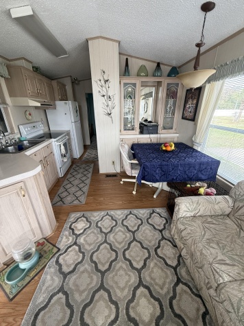 3331 Gall Blvd, Lot 193, Zephyrhills, Florida 33541, 1 Bedroom Bedrooms, ,1 BathroomBathrooms,55-Plus Mobile Home,For Sale,Gall Blvd, Lot 193,4351