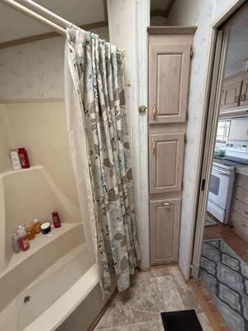 3331 Gall Blvd, Lot 193, Zephyrhills, Florida 33541, 1 Bedroom Bedrooms, ,1 BathroomBathrooms,55-Plus Mobile Home,For Sale,Gall Blvd, Lot 193,4351