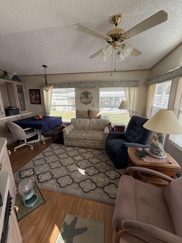 3331 Gall Blvd, Lot 193, Zephyrhills, Florida 33541, 1 Bedroom Bedrooms, ,1 BathroomBathrooms,55-Plus Mobile Home,For Sale,Gall Blvd, Lot 193,4351