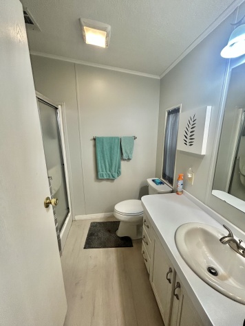 8606 27th Ave E, Palmetto, Florida 34221, 2 Bedrooms Bedrooms, ,2 BathroomsBathrooms,55-Plus Mobile Home,For Sale,27th Ave E,4352