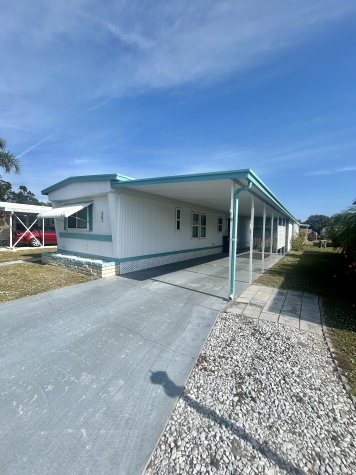 267 Coconut St, Bradenton, Florida 34207, 2 Bedrooms Bedrooms, ,2 BathroomsBathrooms,55-Plus Mobile Home,For Sale,Coconut St,4354