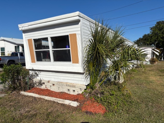 2291 Gulf to Bay Blvd, Lot 243, Clearwater, Florida 33765, 2 Bedrooms Bedrooms, ,1 BathroomBathrooms,All - Age Mobile Home,For Sale,Gulf to Bay Blvd, Lot 243,4362