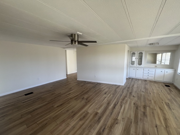 4203 Countryside Dr, Ellenton, Florida 34222, 2 Bedrooms Bedrooms, ,2 BathroomsBathrooms,55-Plus Mobile Home,For Sale,Countryside Dr,4368