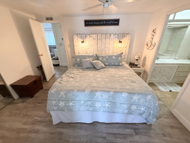 610 Whippoorwill Ln, Largo, Florida 33770, 2 Bedrooms Bedrooms, ,2 BathroomsBathrooms,55-Plus Mobile Home,For Sale,Whippoorwill Ln,4369