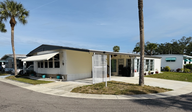 610 Whippoorwill Ln, Largo, Florida 33770, 2 Bedrooms Bedrooms, ,2 BathroomsBathrooms,55-Plus Mobile Home,For Sale,Whippoorwill Ln,4369