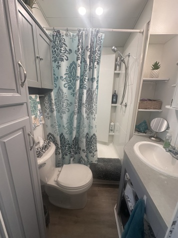 8225 Arevee Dr, Lot 332, New Port Richey, Florida 34653, 1 Bedroom Bedrooms, ,1 BathroomBathrooms,55-Plus Mobile Home,For Sale,Arevee Dr, Lot 332,4370