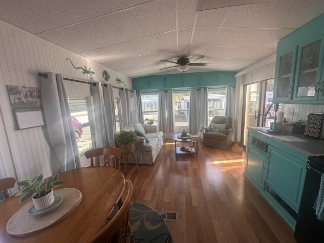 8225 Arevee Dr, Lot 332, New Port Richey, Florida 34653, 1 Bedroom Bedrooms, ,1 BathroomBathrooms,55-Plus Mobile Home,For Sale,Arevee Dr, Lot 332,4370