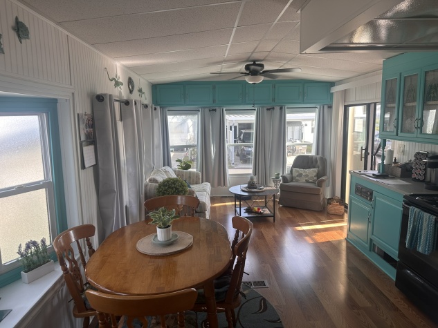 8225 Arevee Dr, Lot 332, New Port Richey, Florida 34653, 1 Bedroom Bedrooms, ,1 BathroomBathrooms,55-Plus Mobile Home,For Sale,Arevee Dr, Lot 332,4370