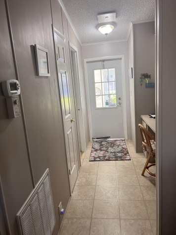 5515 Axminster Dr, Lot 254, Sarasota, Florida 34241, 2 Bedrooms Bedrooms, ,2 BathroomsBathrooms,55-Plus Mobile Home,For Sale,Axminster Dr, Lot 254,4371