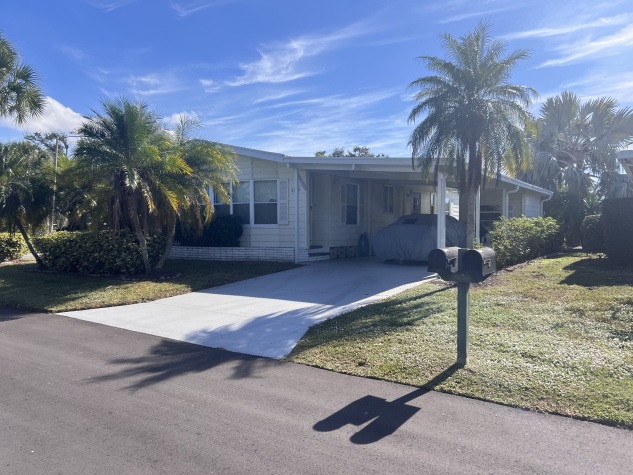 5515 Axminster Dr, Lot 254, Sarasota, Florida 34241, 2 Bedrooms Bedrooms, ,2 BathroomsBathrooms,55-Plus Mobile Home,For Sale,Axminster Dr, Lot 254,4371