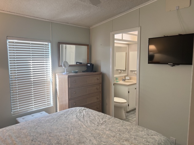 5515 Axminster Dr, Lot 254, Sarasota, Florida 34241, 2 Bedrooms Bedrooms, ,2 BathroomsBathrooms,55-Plus Mobile Home,For Sale,Axminster Dr, Lot 254,4371