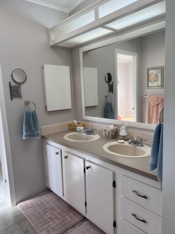 5515 Axminster Dr, Lot 254, Sarasota, Florida 34241, 2 Bedrooms Bedrooms, ,2 BathroomsBathrooms,55-Plus Mobile Home,For Sale,Axminster Dr, Lot 254,4371